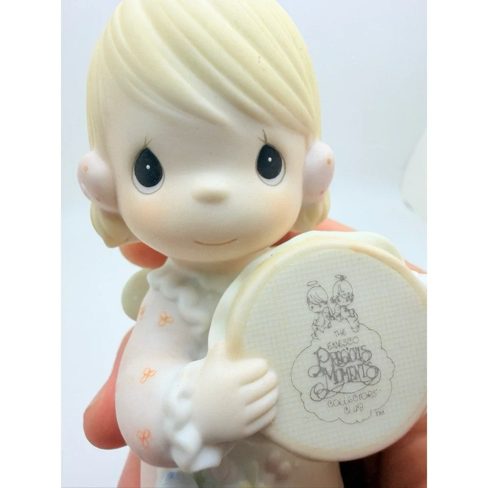Precious Moments Figurine 